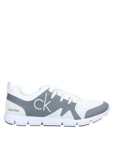 Низкие кеды и кроссовки Calvin Klein 11229059SA