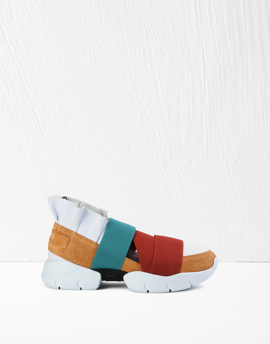 Sneakers Sneakers