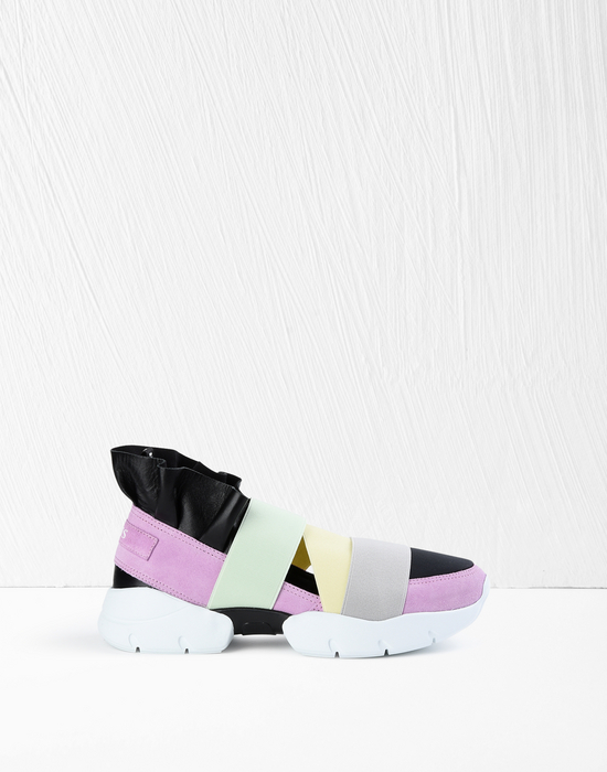 Sneakers Sneakers