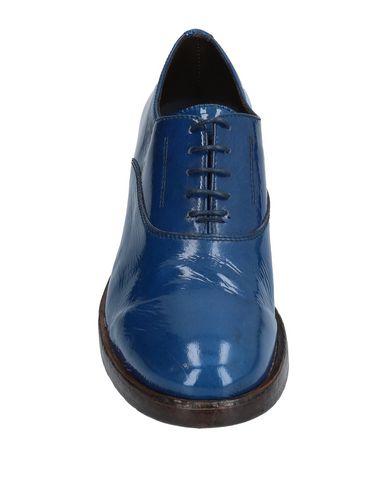 Closed shoes. Lory Blue обувь для мужчин. Lory Garda обувь.