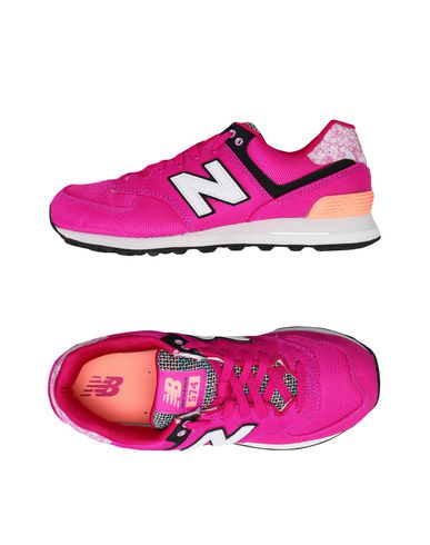 фото Низкие кеды и кроссовки new balance