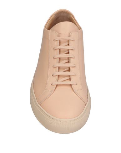 фото Низкие кеды и кроссовки Common projects