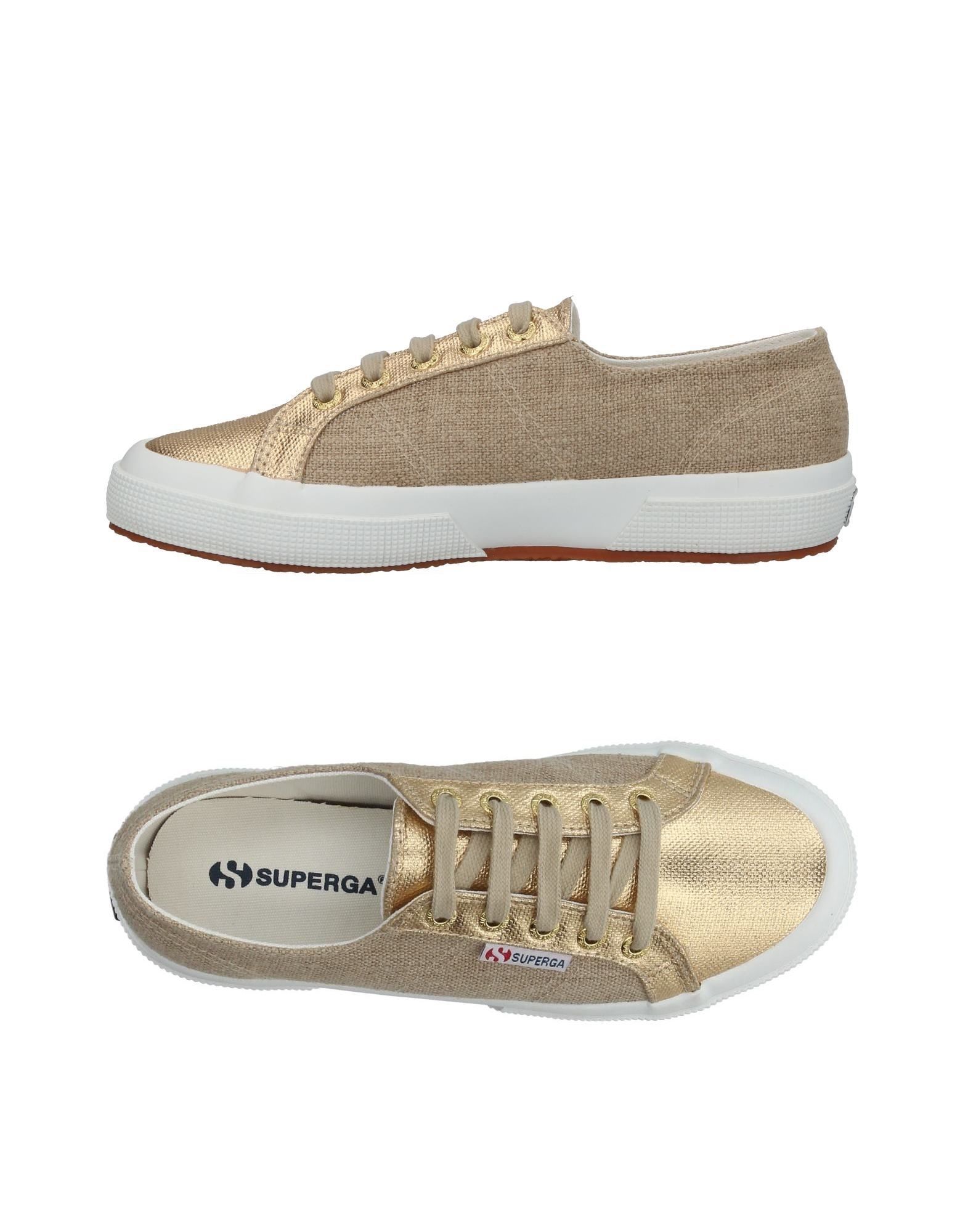 Фотография SUPERGA® Низкие кеды и кроссовки
