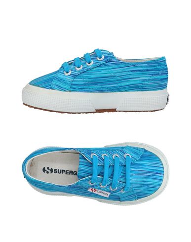 фото Низкие кеды и кроссовки Superga