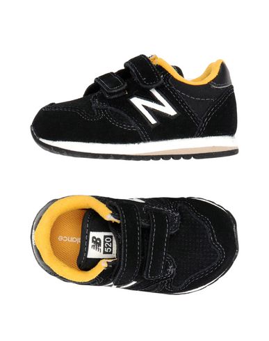 фото Низкие кеды и кроссовки new balance