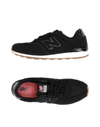 фото Низкие кеды и кроссовки New balance