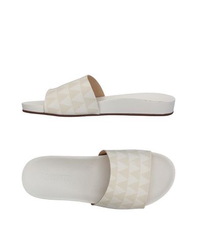 Сандалии Schutz