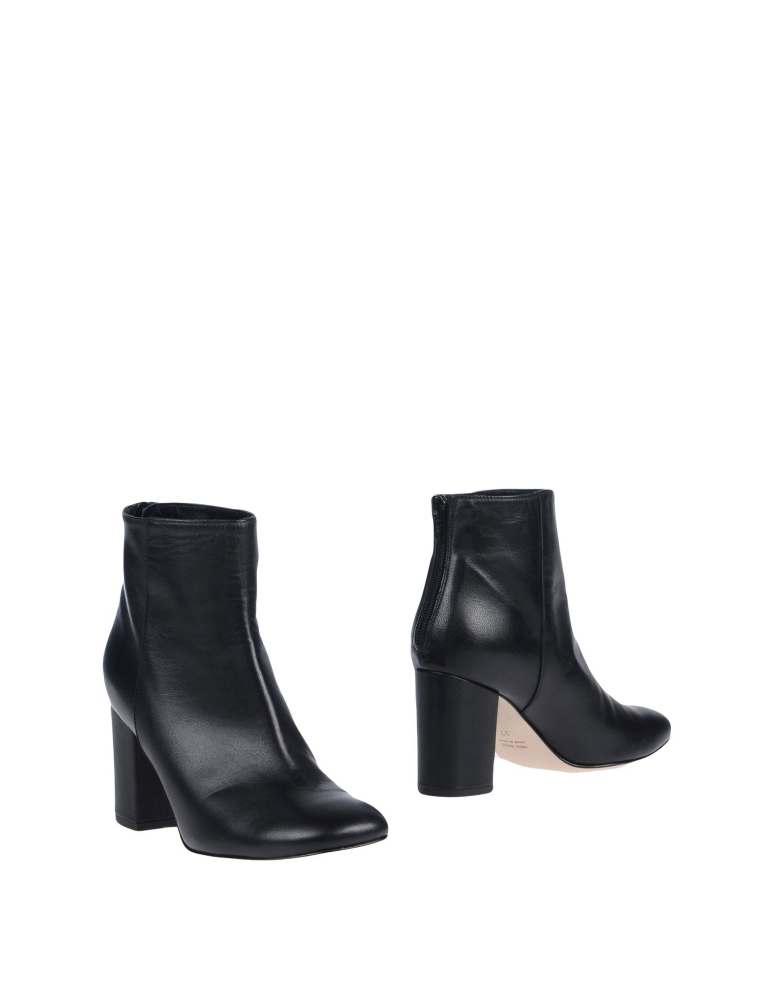 Anna F. Ankle boot