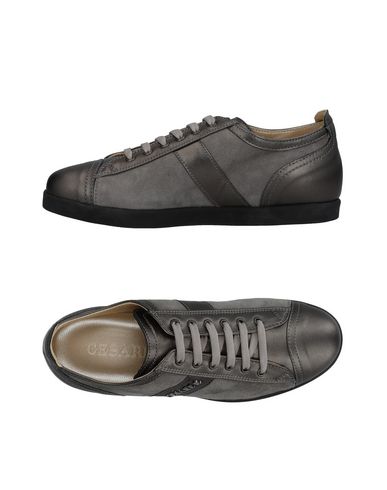 Низкие кеды и кроссовки Cesare P.