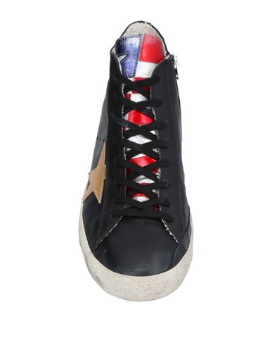 фото Высокие кеды и кроссовки Golden goose deluxe brand