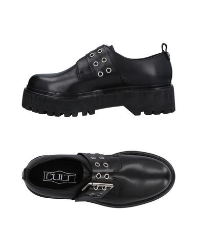 Обувь на шнурках