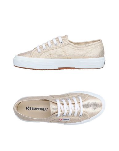 фото Низкие кеды и кроссовки superga