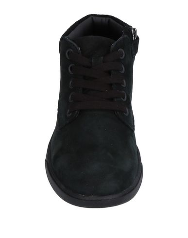 фото Высокие кеды и кроссовки Timberland