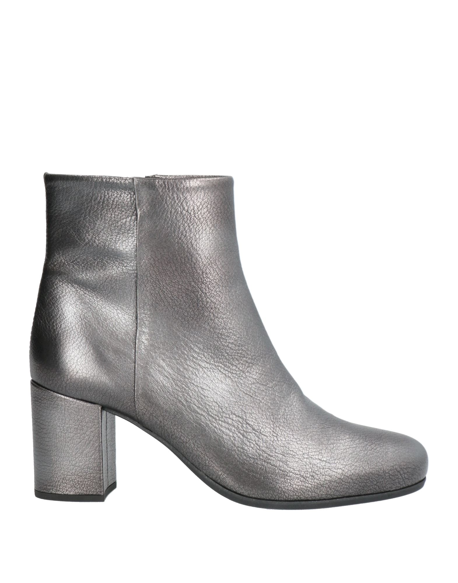 Unisa Ankle Boots In Silver