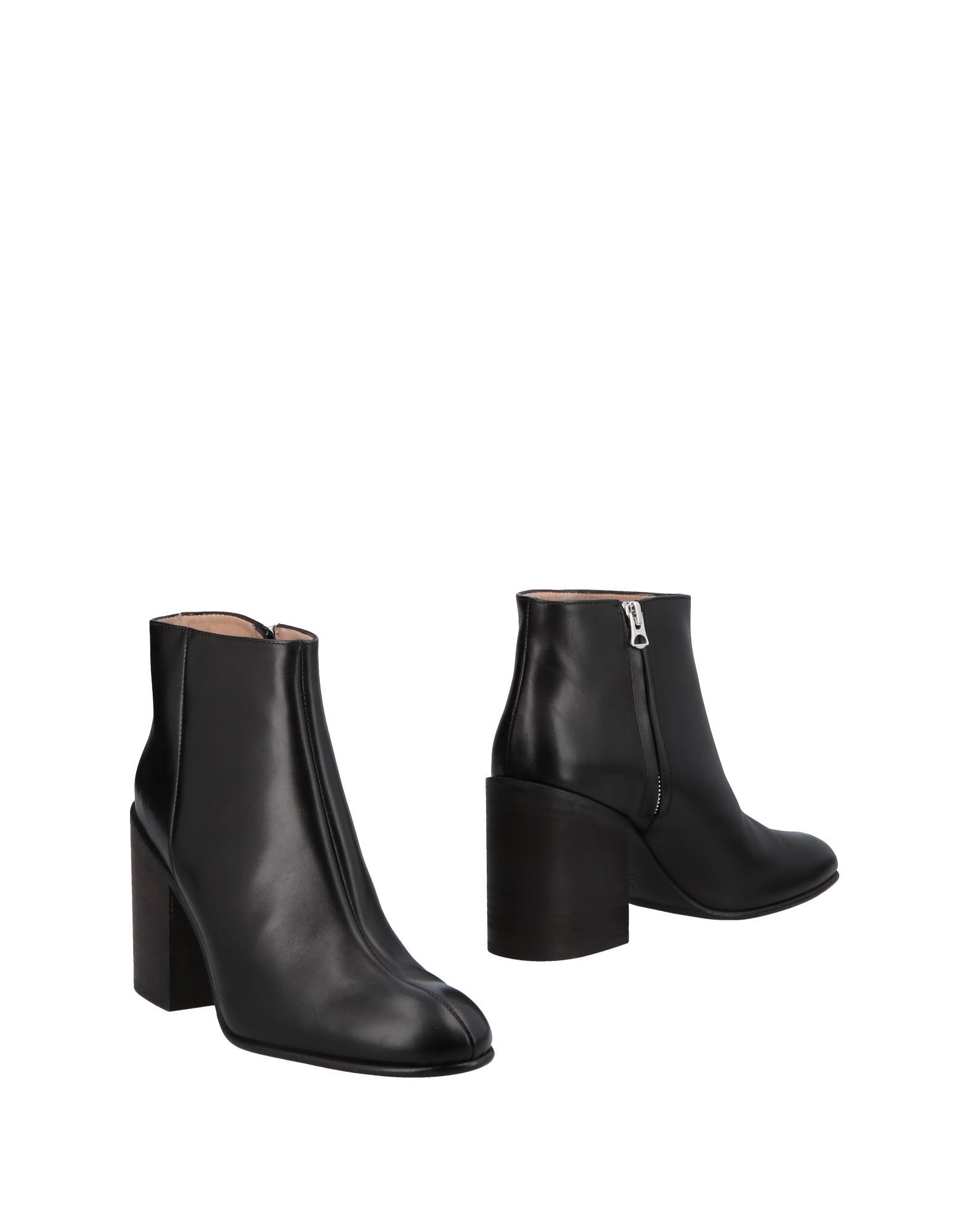 ACNE STUDIOS Ankle boot,11503207KD 9