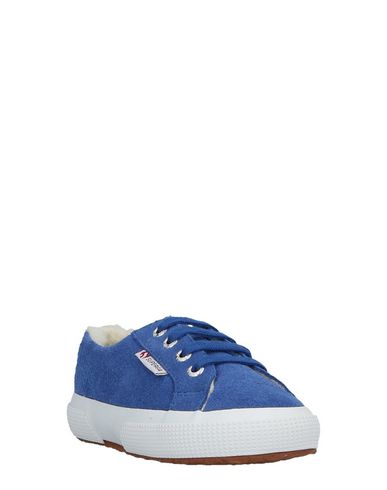 фото Низкие кеды и кроссовки Superga