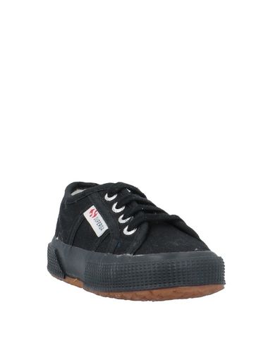 фото Низкие кеды и кроссовки Superga