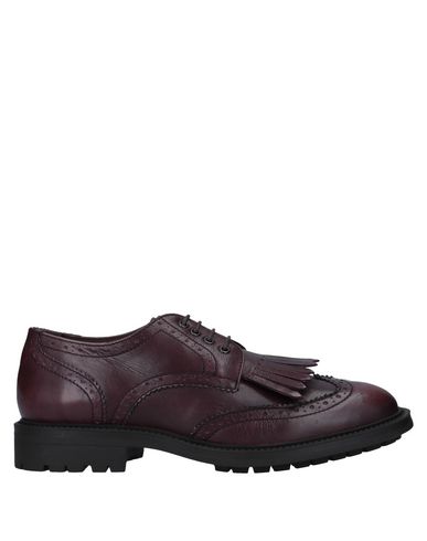 Обувь на шнурках