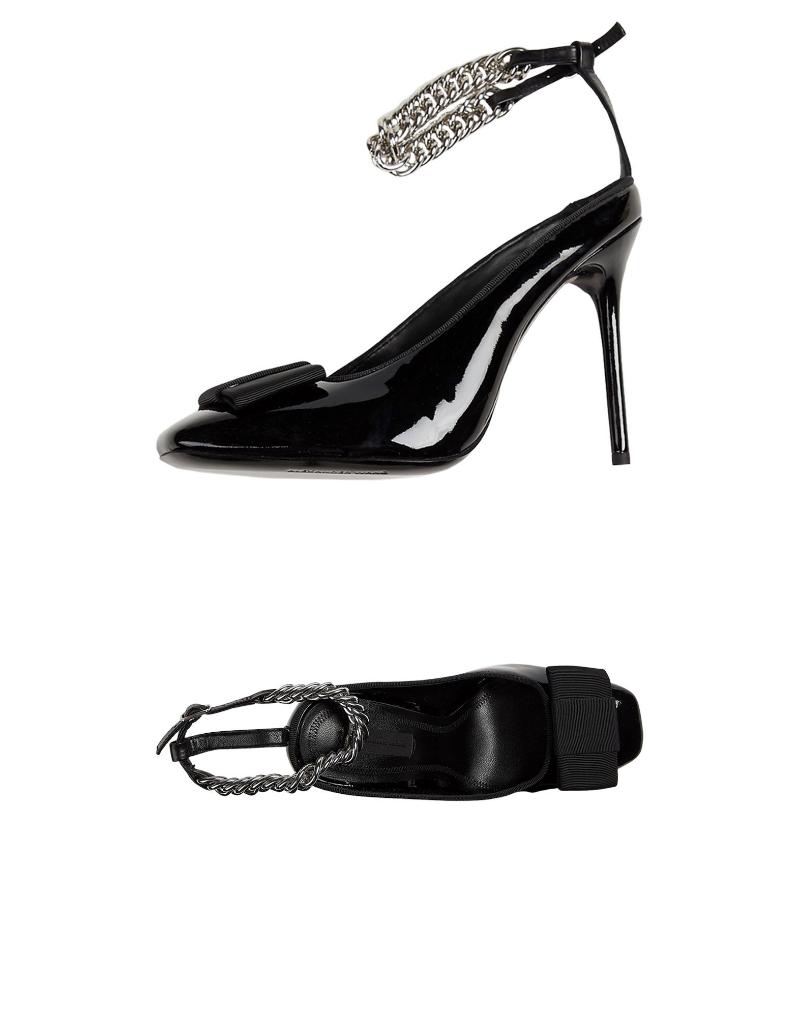 patent pump with a grosgrain bow