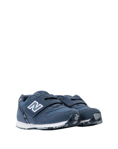 фото Низкие кеды и кроссовки new balance