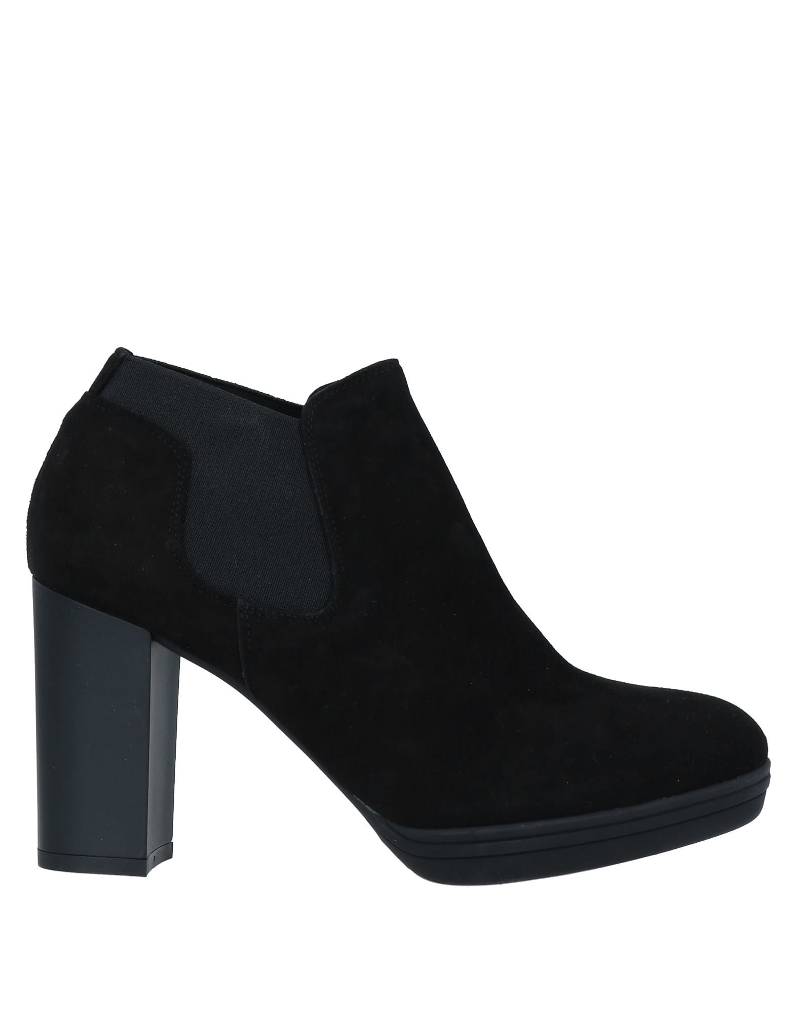 Gaia Bardelli Ankle Boots In Black