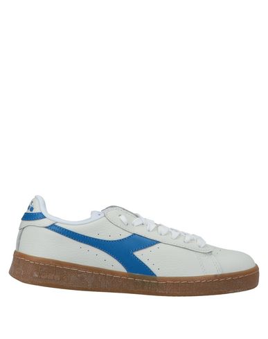 фото Низкие кеды и кроссовки Diadora