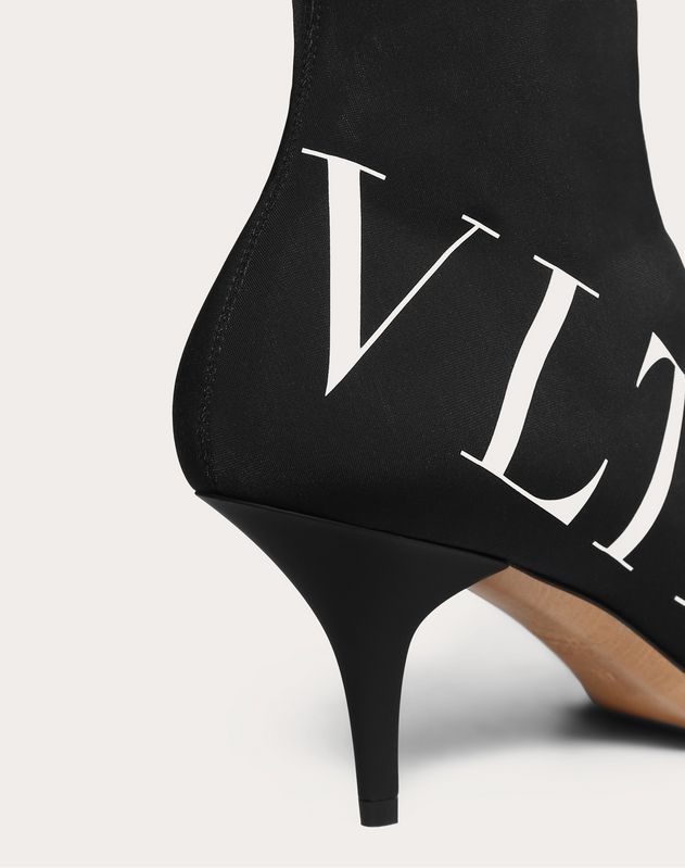 Valentino Women's Designer Boots Collection | Valentino.com