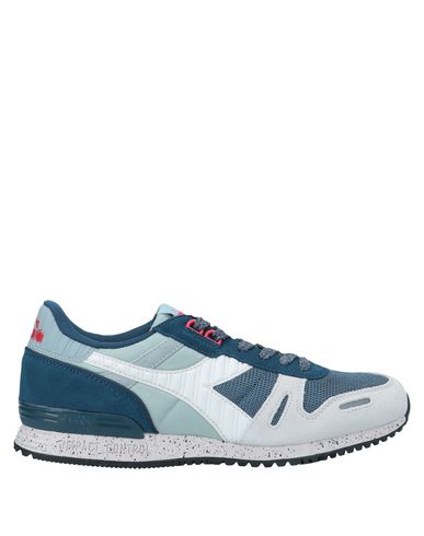 фото Низкие кеды и кроссовки Diadora