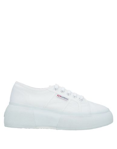 фото Низкие кеды и кроссовки superga