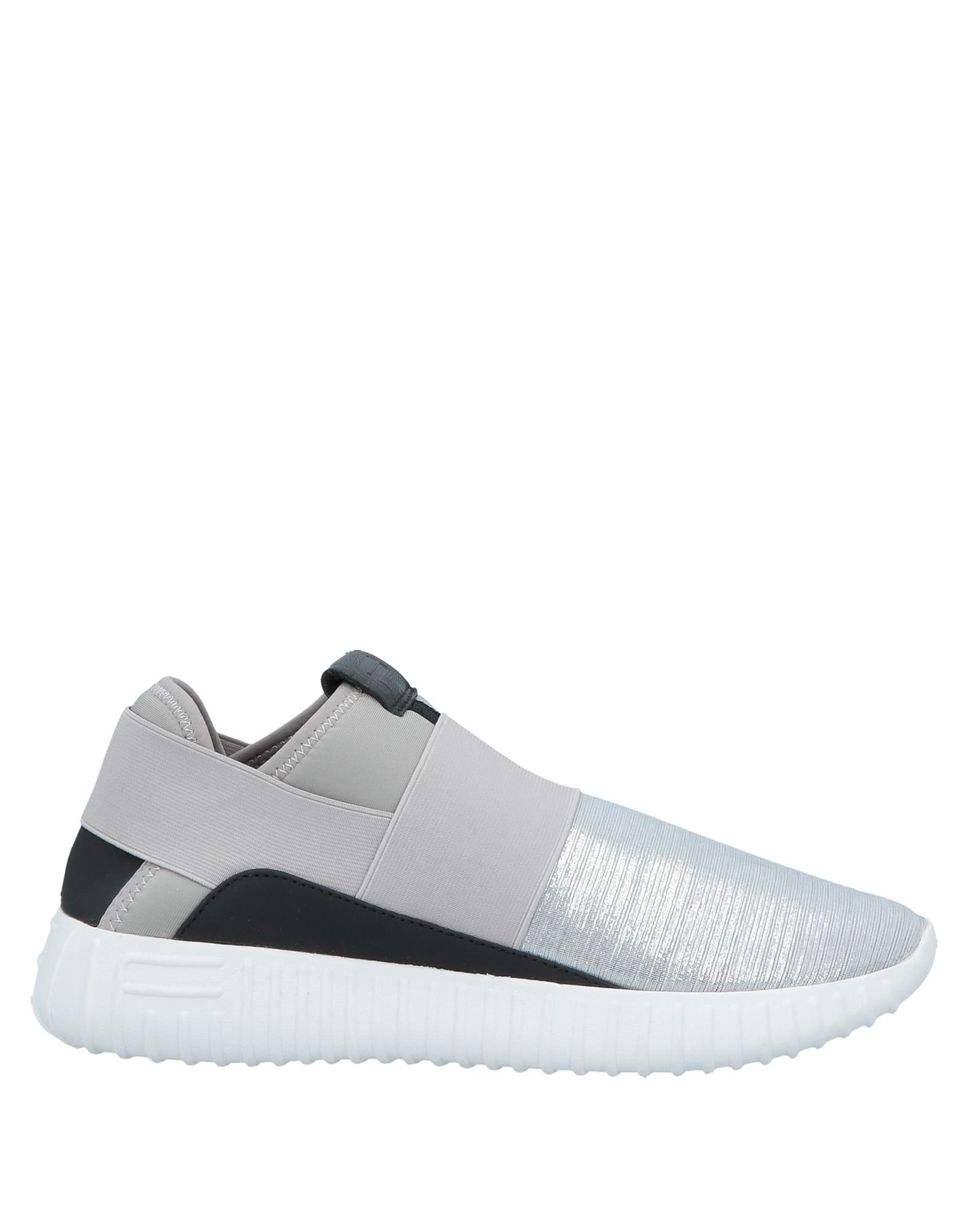 Fessura Sneakers In Grey