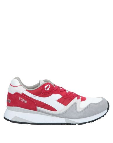 фото Низкие кеды и кроссовки diadora