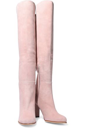 wearing pointed toe heels