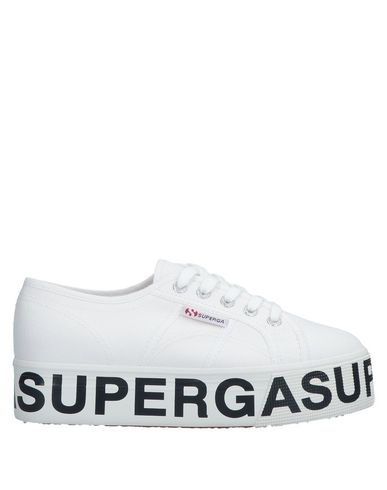 фото Низкие кеды и кроссовки Superga