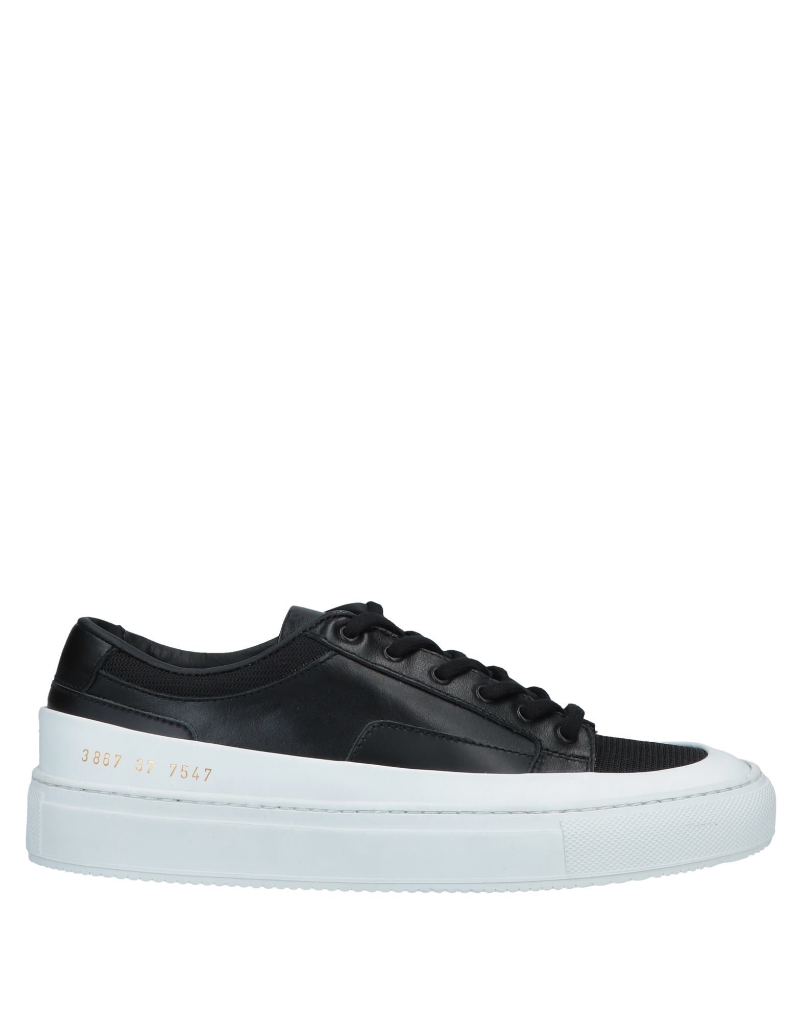 WOMAN by COMMON PROJECTS Низкие кеды и кроссовки
