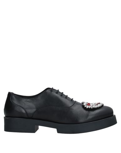 Обувь на шнурках