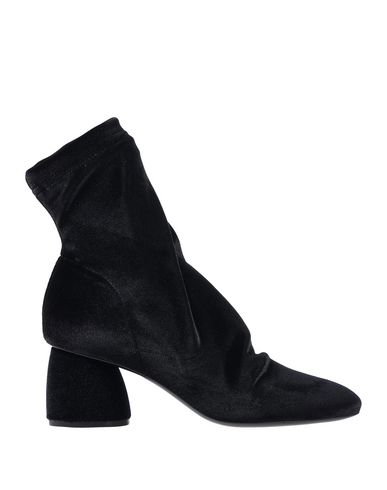 Полусапоги и высокие ботинки