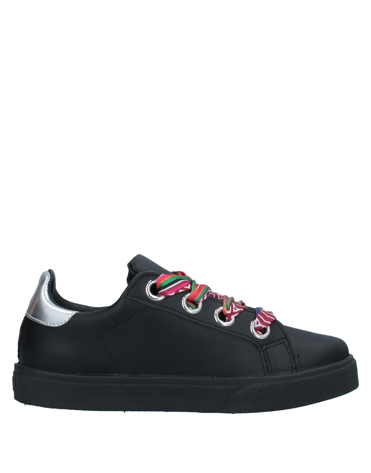 Nila & Nila Sneakers In Black