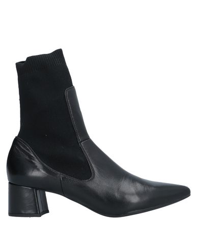 Полусапоги и высокие ботинки UNISA 