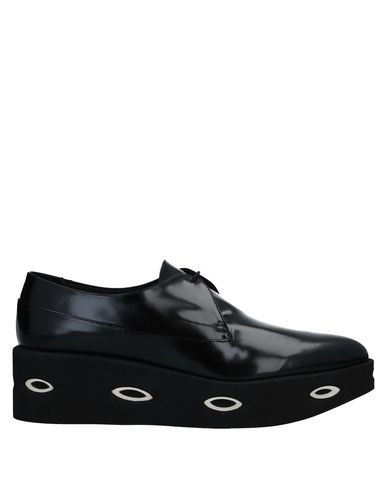 Обувь на шнурках