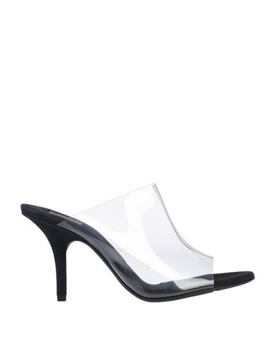 Сандалии YEEZY 