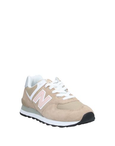 фото Низкие кеды и кроссовки new balance