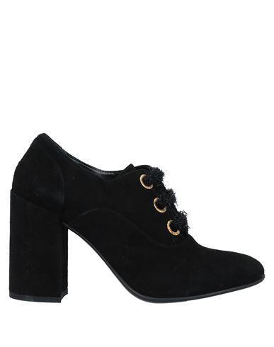 Обувь на шнурках