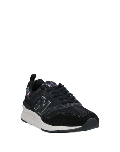 фото Низкие кеды и кроссовки new balance