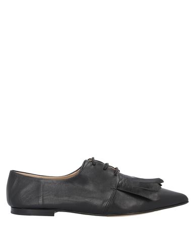 Обувь на шнурках