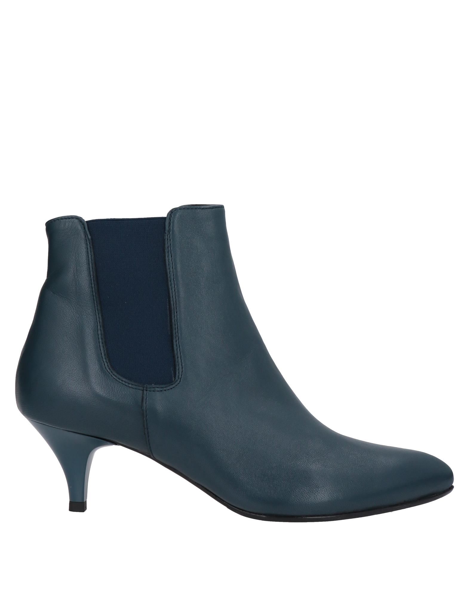 Oroscuro Ankle Boots In Deep Jade