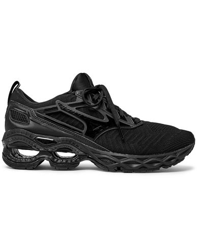 фото Низкие кеды и кроссовки mizuno