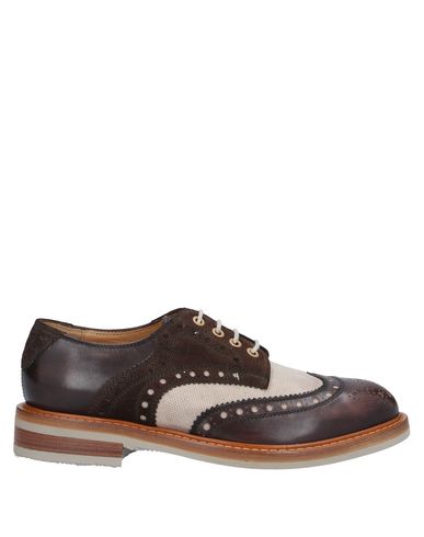 Обувь на шнурках