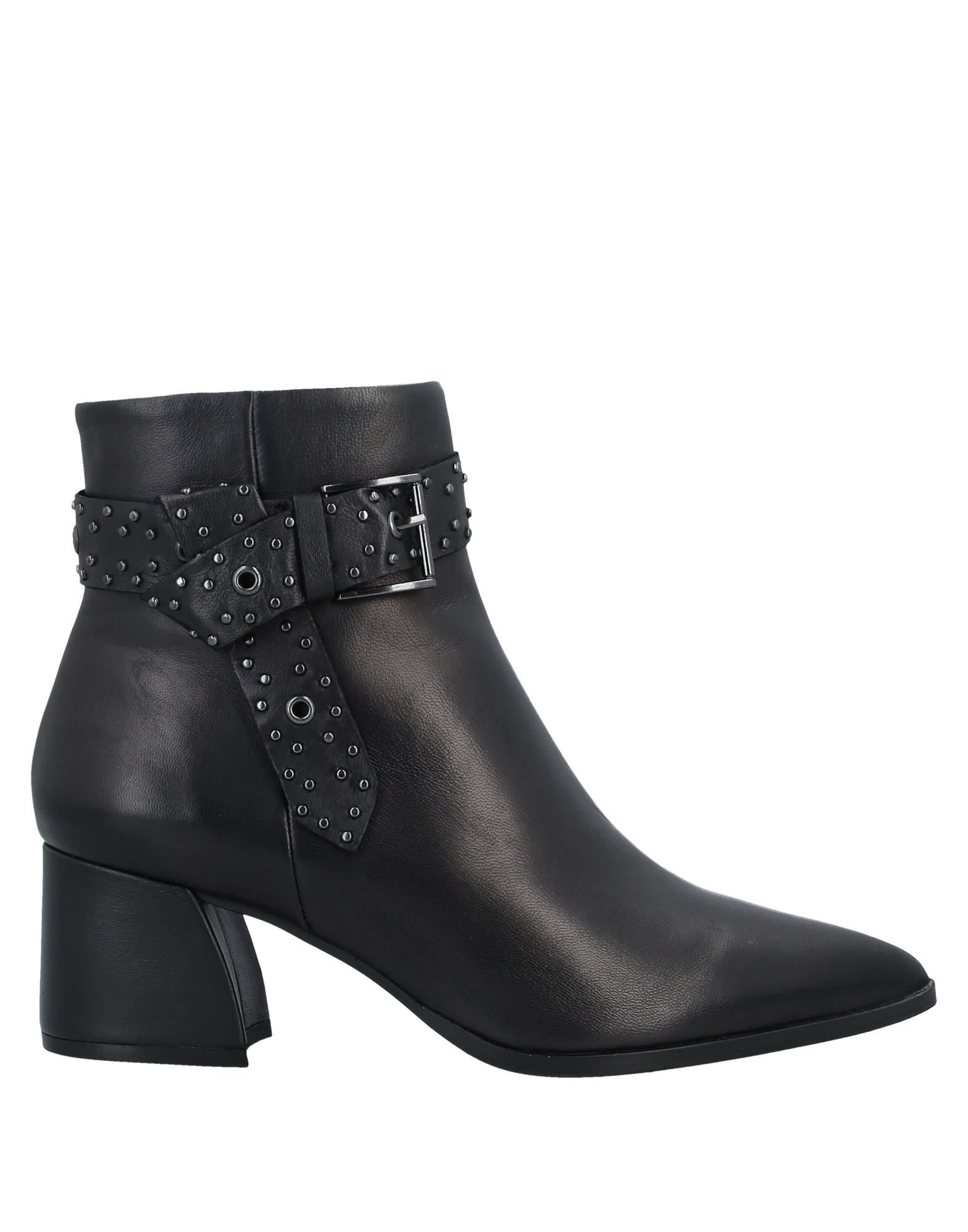 BP ZONE Ankle boots
