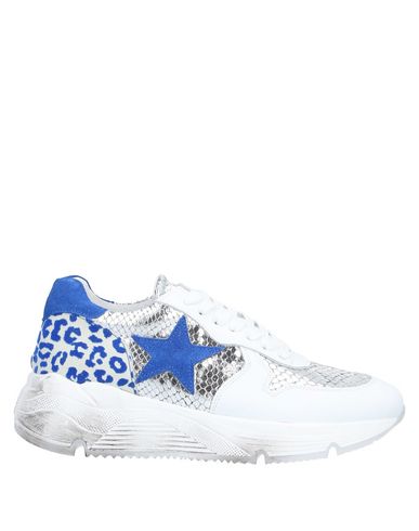 Низкие кеды и кроссовки