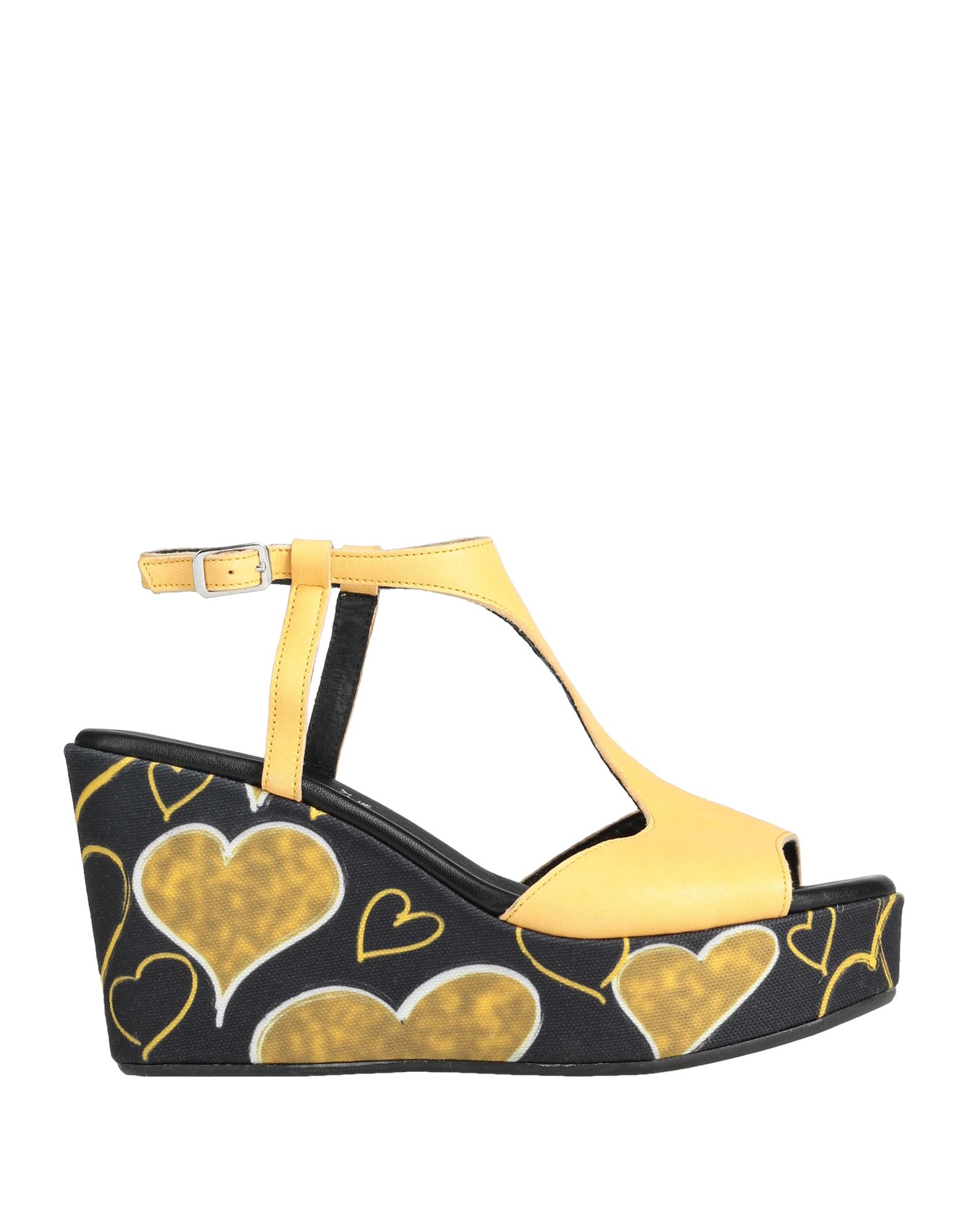 Oroscuro Sandals In Yellow